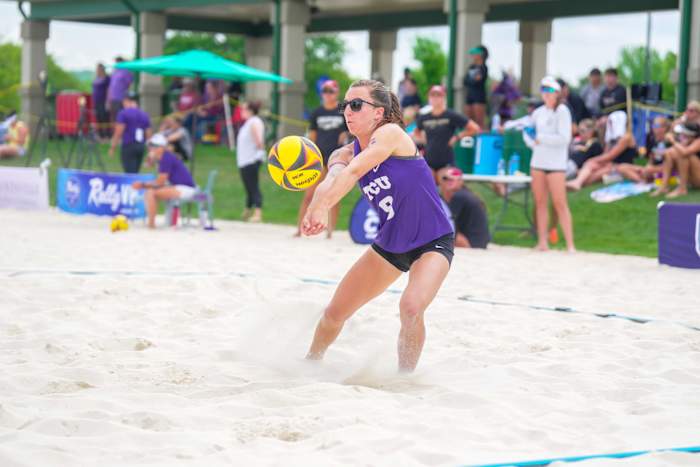 Twitter: @TCUBeachVB